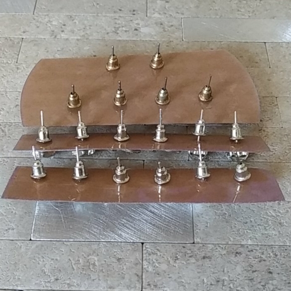 Set of 9 Stud Earrings Set Silver and Gold Tone - Picture 2 of 2